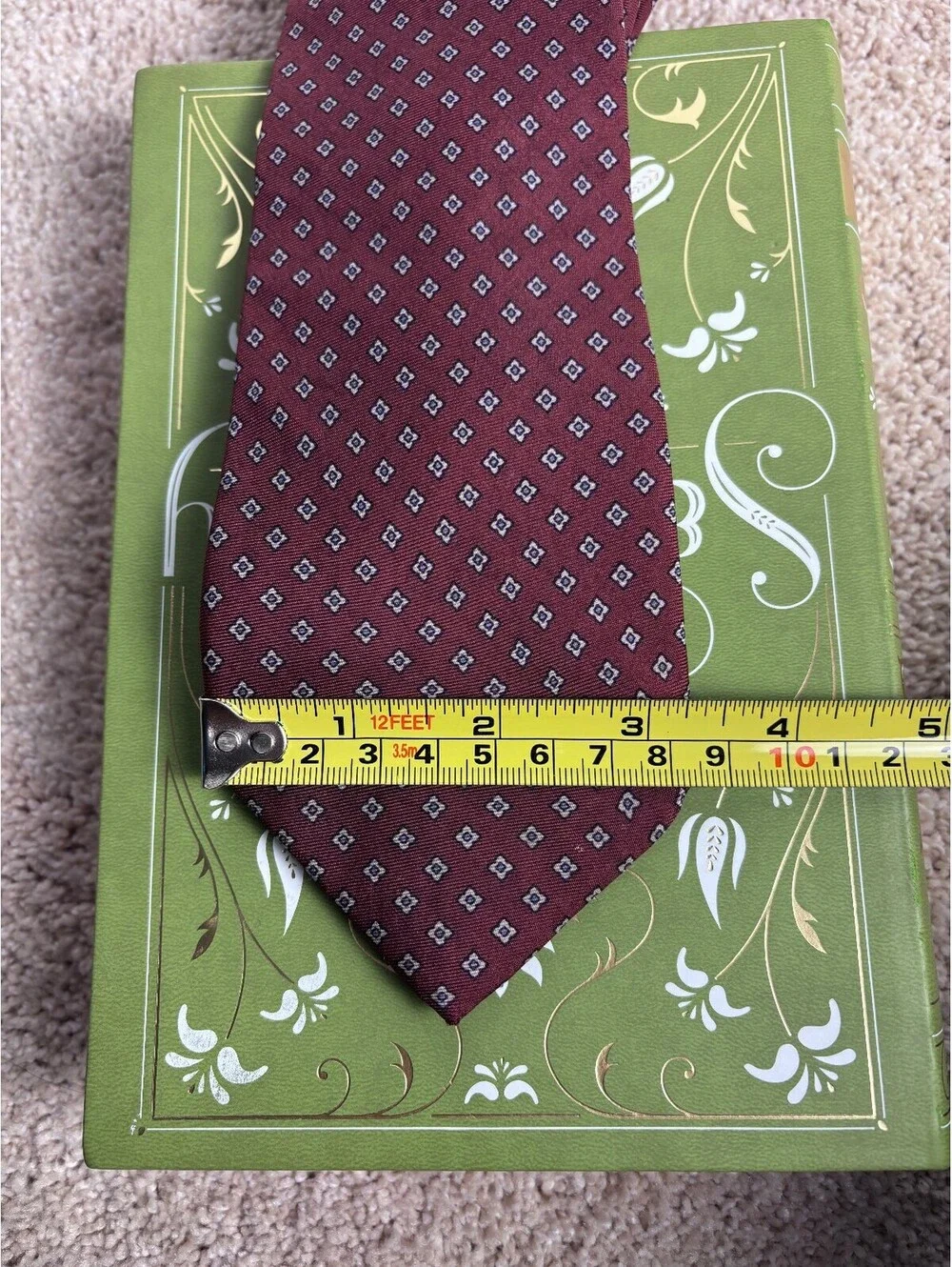 Reis of New Haven Vtg Rhombus Tie